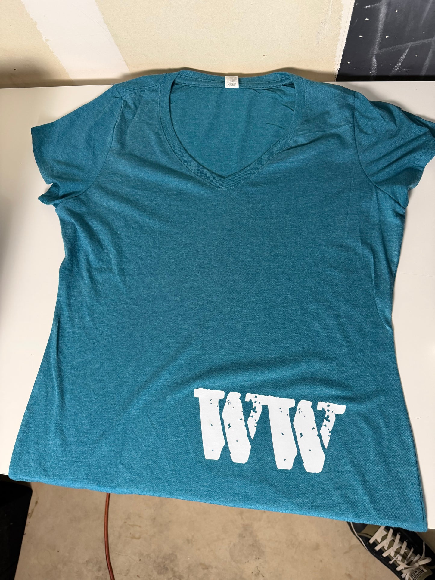 WOMEN’S V F-18 TRIBLEND